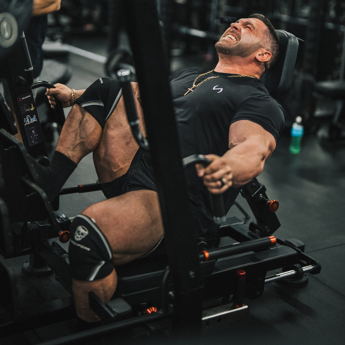 Gymreapers 7MM Knee Sleeves - Black/Red