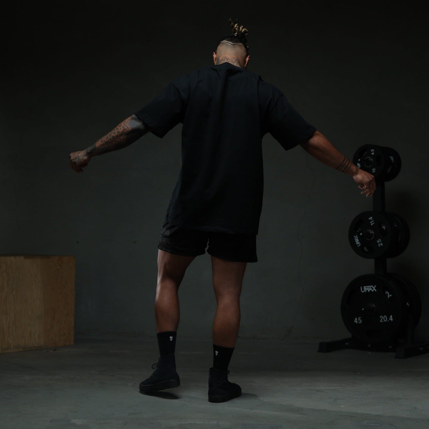 Skull Tee - Black/Black