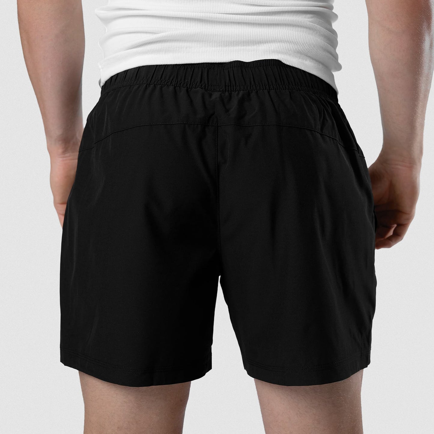 Conquer 5" Shorts - Black/White