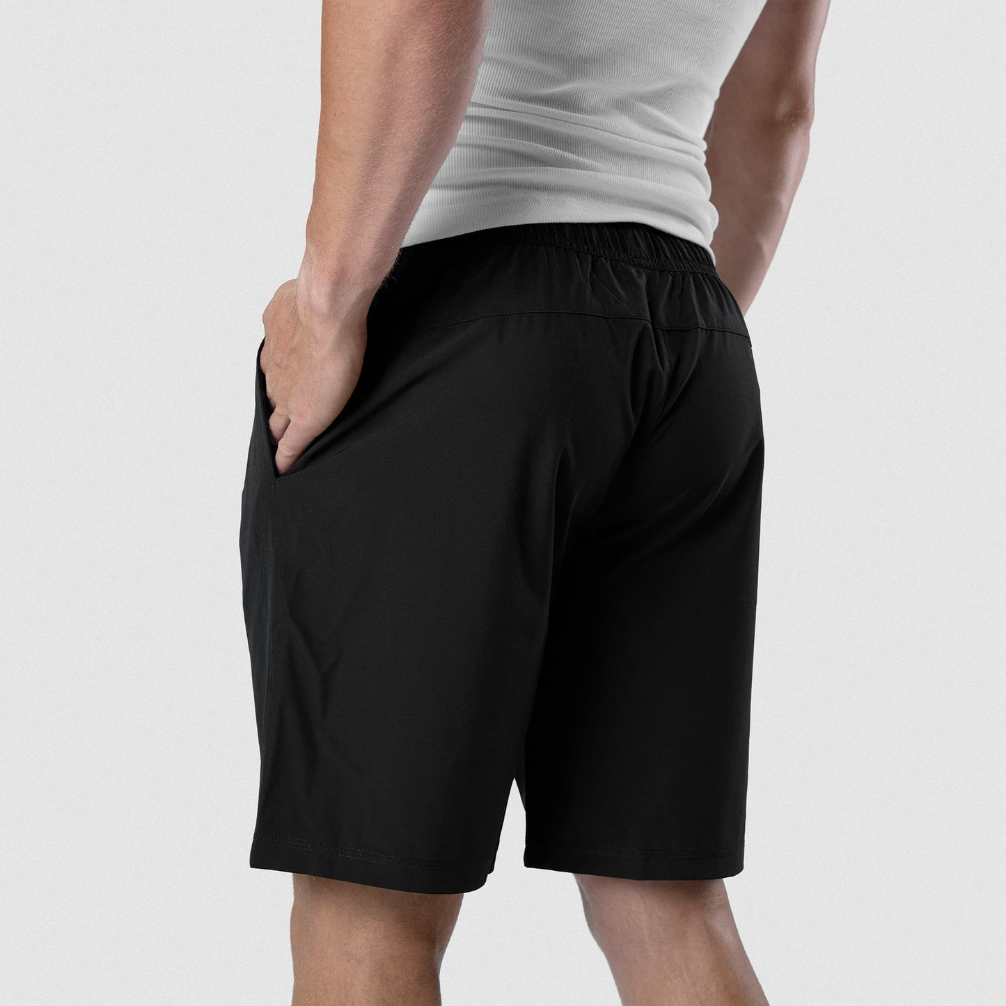 Conquer 9" Shorts - Black/White