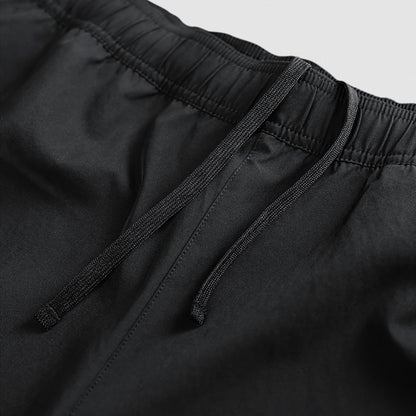 Conquer 9" Shorts - Black/White