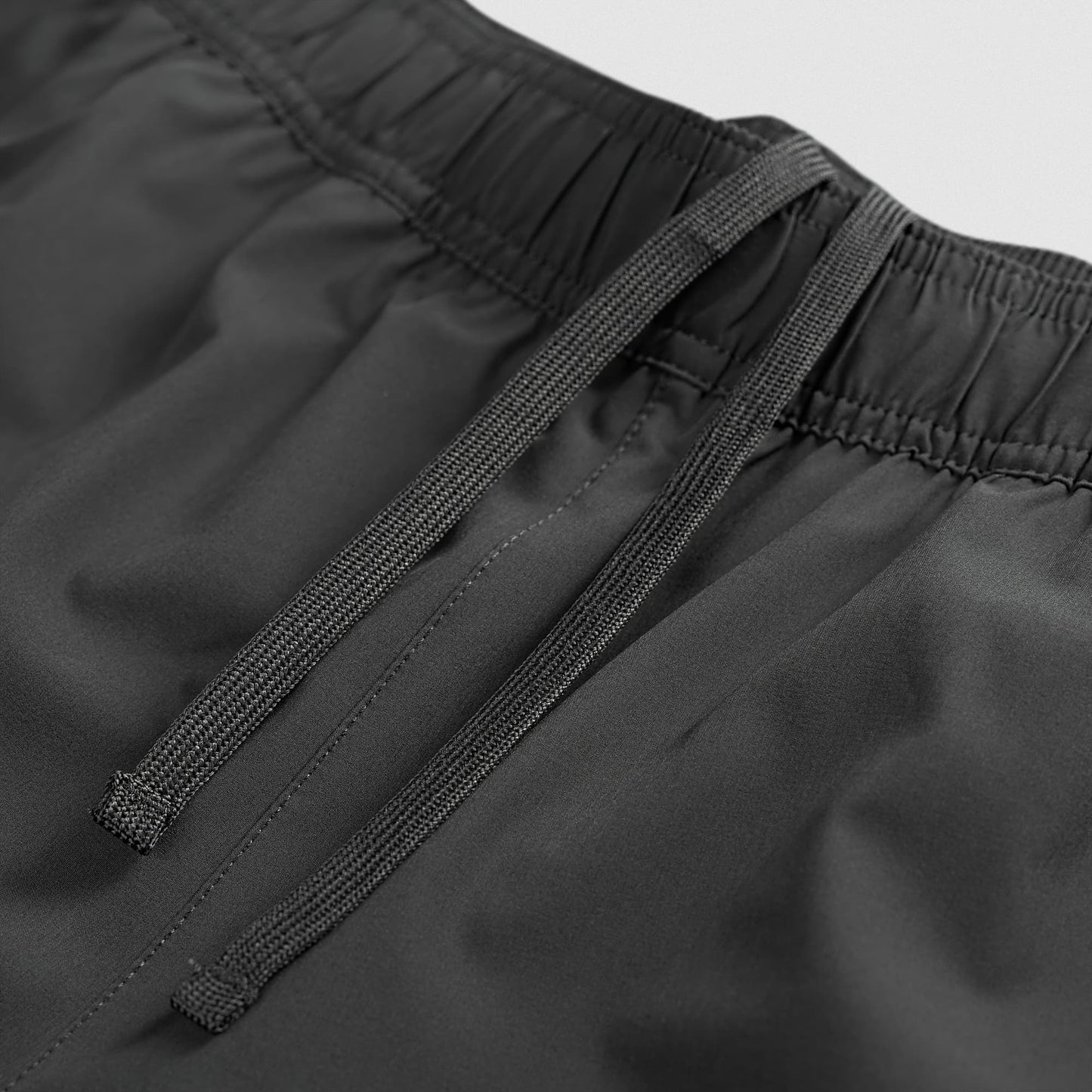 Conquer 7" Shorts - Dark Gray