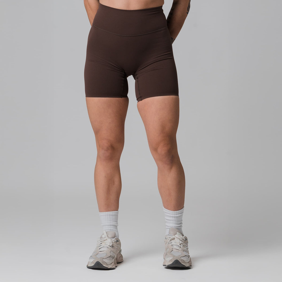 Axis 7.5" Shorts - Brown