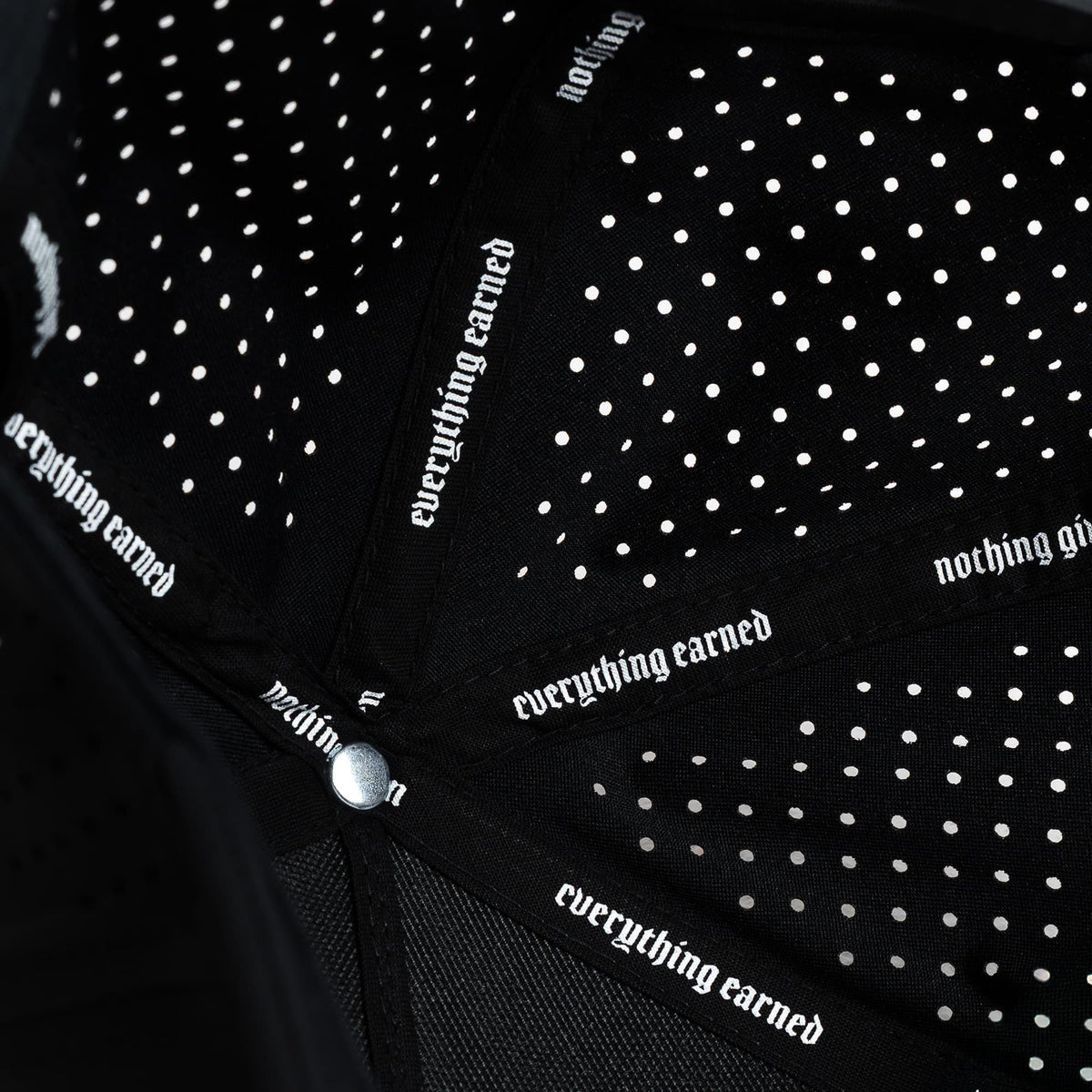 Hybrid Performance 5-Panel Hat - Black/White