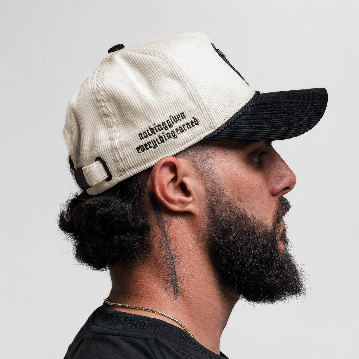 Corduroy 5-Panel Skull Hat - Cream/Black