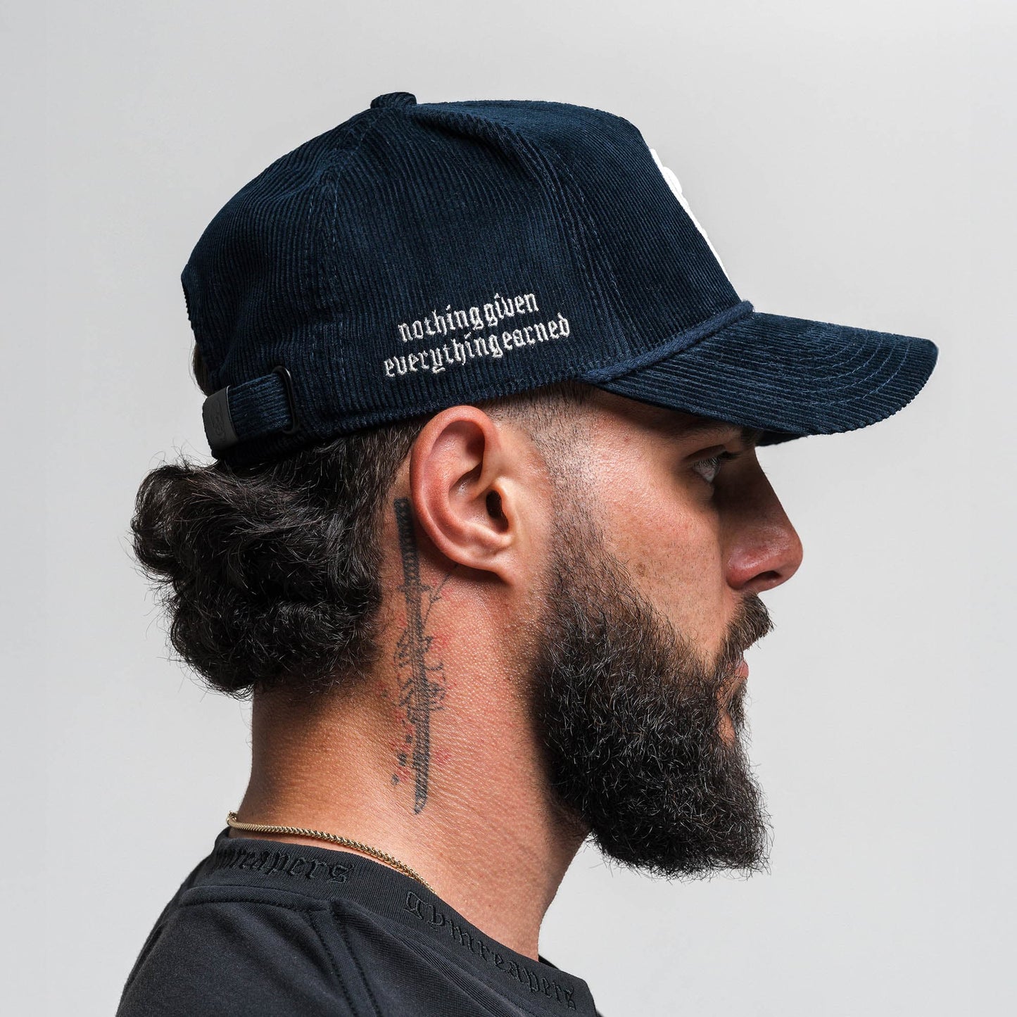 Corduroy 5-Panel Skull Hat - Navy/Cream