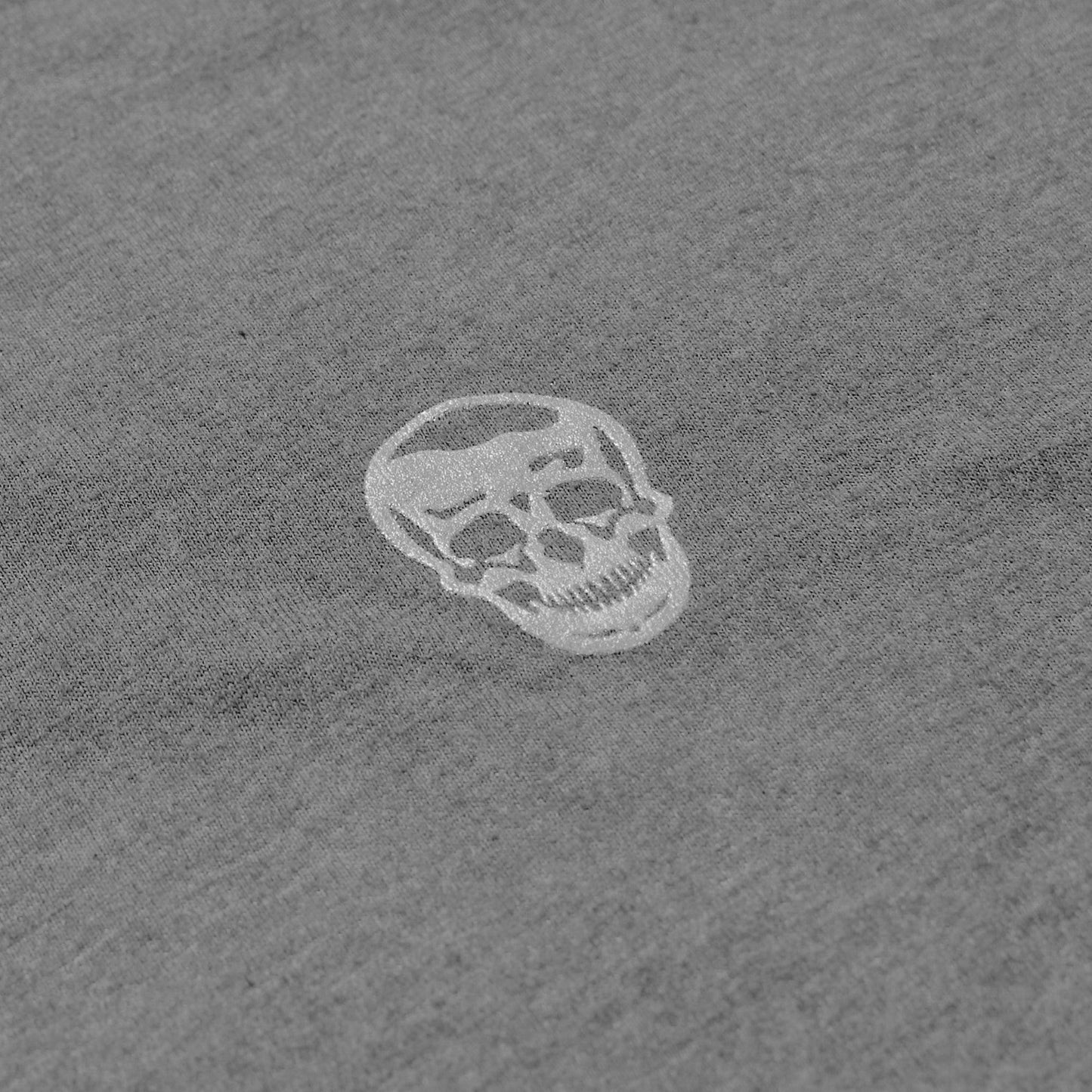 Core Skull Shirt - Gray