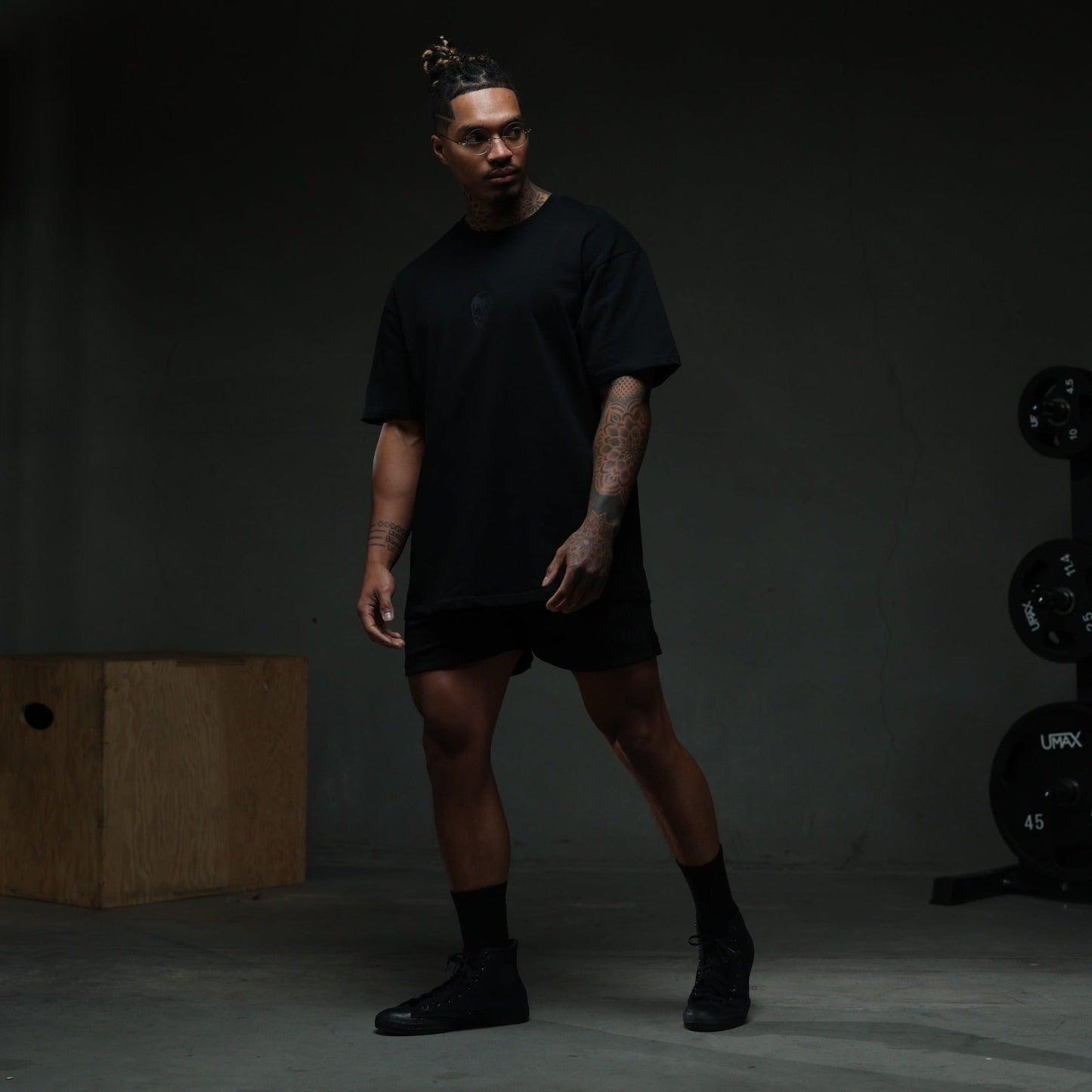 Skull Tee - Black/Black